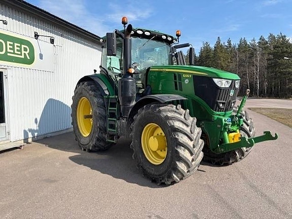 John Deere 6230R 2 of 6