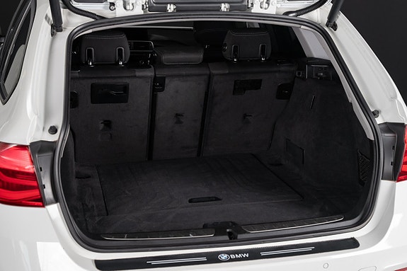 BMW 318d 5 of 18