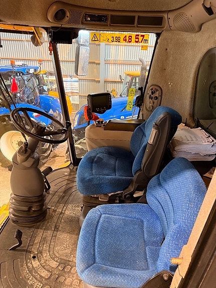 New Holland CR 9080 Elevation, 30”VF 6 of 6