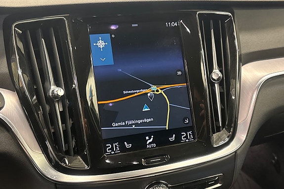 Volvo V60 Cross Country 16 of 23