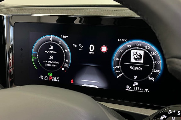 Volkswagen Tiguan 10 of 23