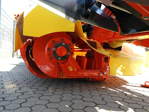 Pöttinger NovaCat V10000 CF Cross Flow 7 of 17