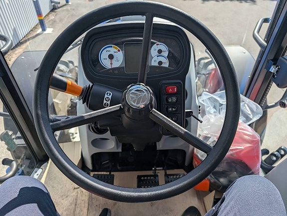 New Holland T5.100 EC FL Steg V 7 of 9