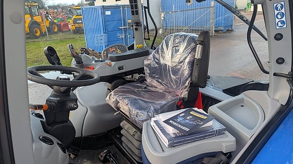 New Holland T5.110 AC, Snöekipage 8 of 10