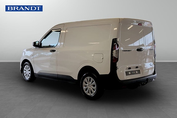 Ford Transit Courier 3 of 18