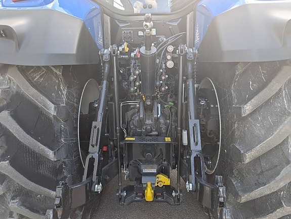 New Holland T7.315 HD ”New Gen” omg. lev! 5 of 11