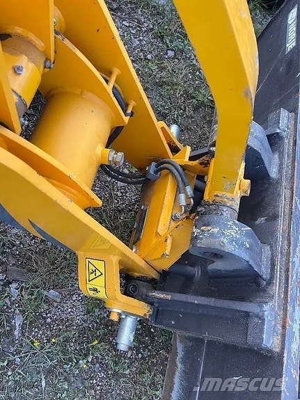 Venieri 1.33 B minitraktorgrävare 840tim! Nytt pris! 8 of 9