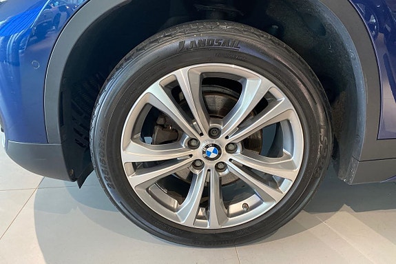 BMW X1 11 of 19