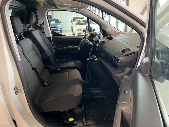 Peugeot Partner 11 of 18