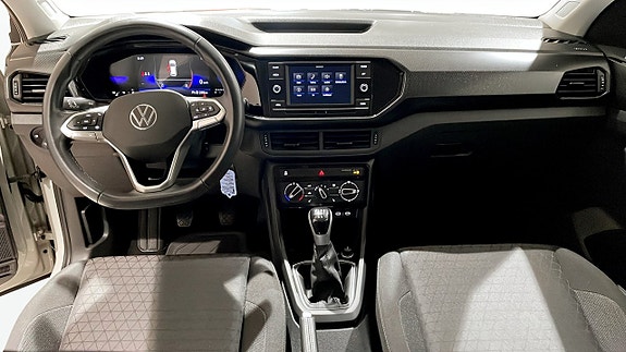 Volkswagen T-Cross 10 of 12