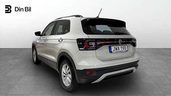 Volkswagen T-Cross 3 of 5