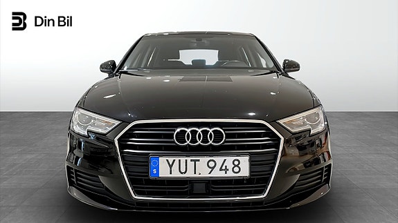 Audi A3 4 of 5