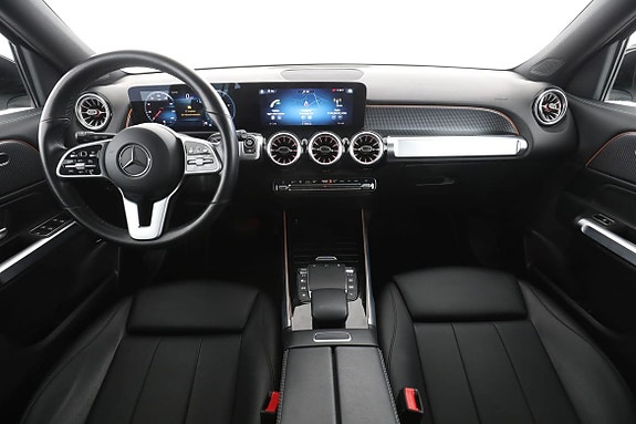 Mercedes-Benz GLB250+ 13 of 30