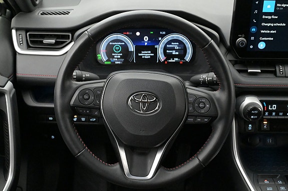 Toyota RAV4 7 of 27