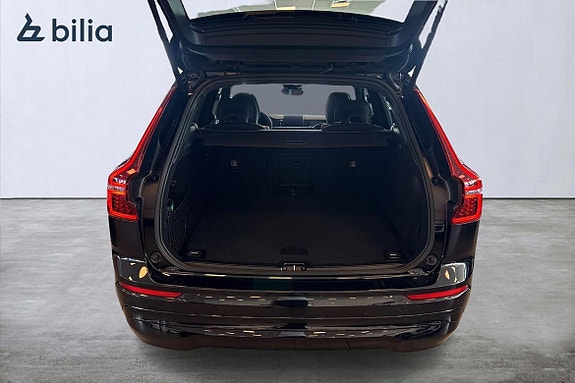 Volvo XC60 16 of 23