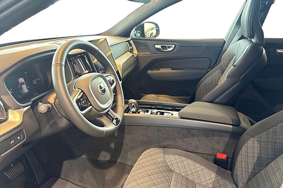 Volvo XC60 18 of 23