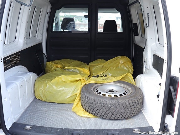 Volkswagen Caddy 13 of 23