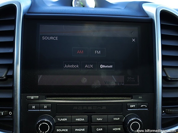 Porsche Cayenne S 13 of 27