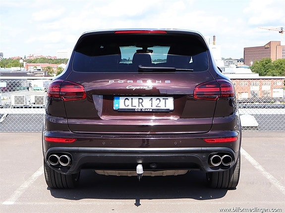Porsche Cayenne S 26 of 27