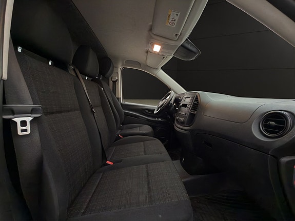 Mercedes-Benz Vito 108 23 of 28