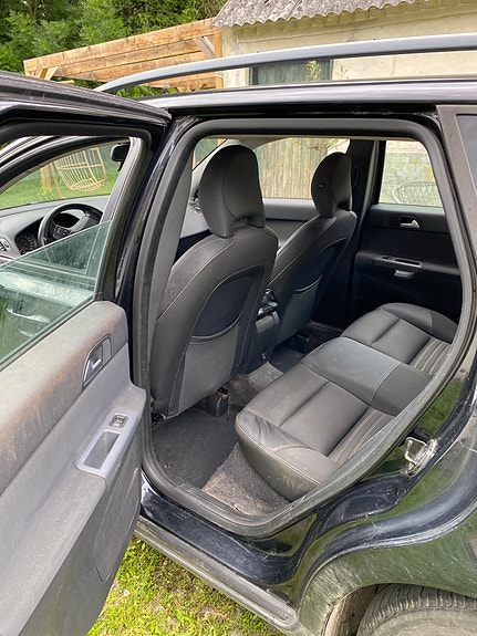 Volvo V50 5 of 5