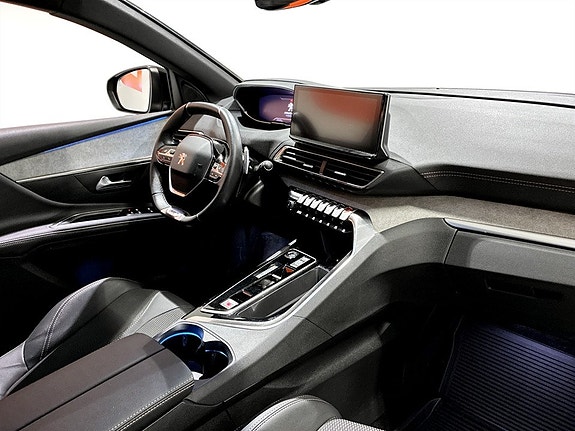 Peugeot 5008 12 of 17