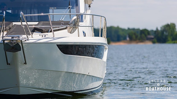 Galeon 430 HTC | 2x Volvo Penta D4-300 15 of 30