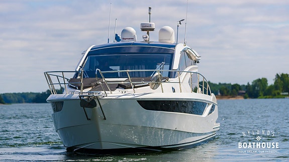 Galeon 430 HTC | 2x Volvo Penta D4-300 16 of 30
