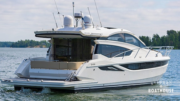 Galeon 430 HTC | 2x Volvo Penta D4-300 8 of 30