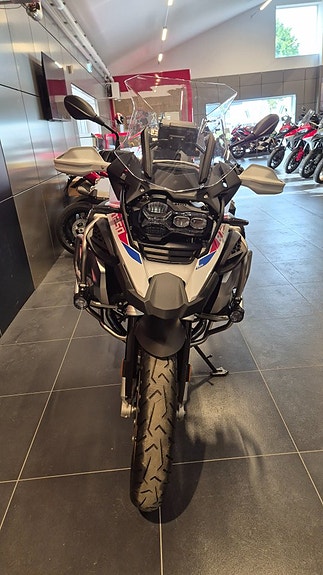 BMW Motorrad R 1250 GSA Fullutrustad 4 of 9