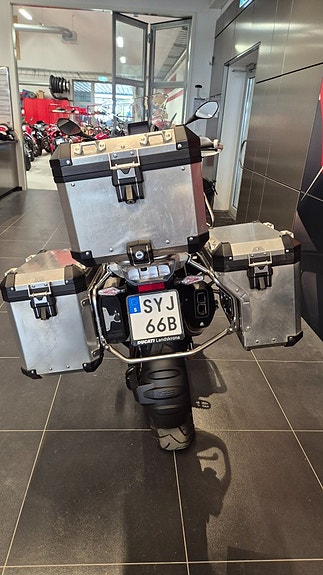 BMW Motorrad R 1250 GSA Fullutrustad 5 of 9