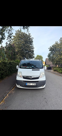 Opel Vivaro 2 of 5