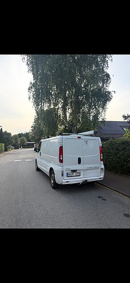Opel Vivaro 5 of 5