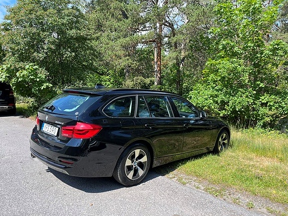 BMW 320d 6 of 11