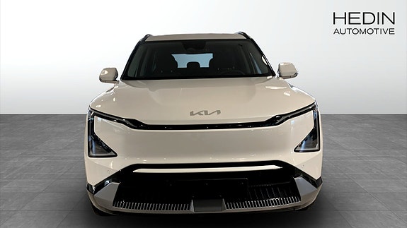 Kia EV5 8 of 11