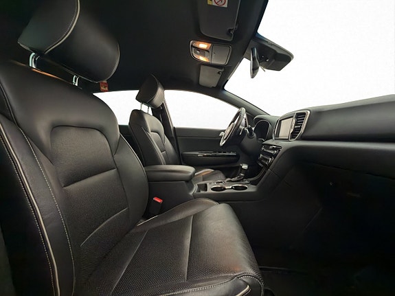 Kia Sportage 27 of 30
