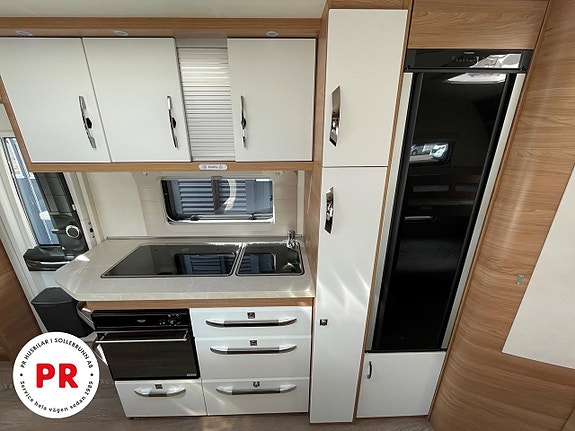 Hobby 545 KMF De Luxe 8 of 17