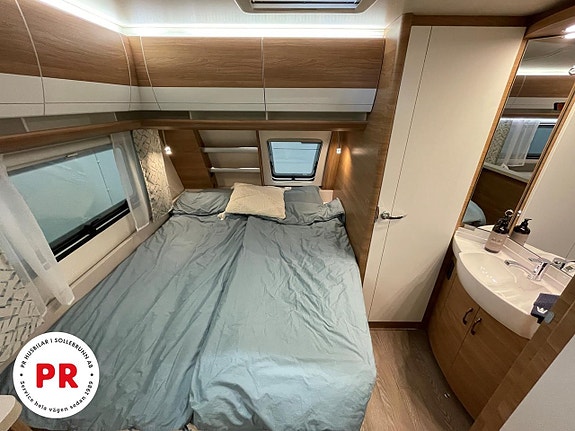 Hobby 560 KMFe De Luxe 6 of 12
