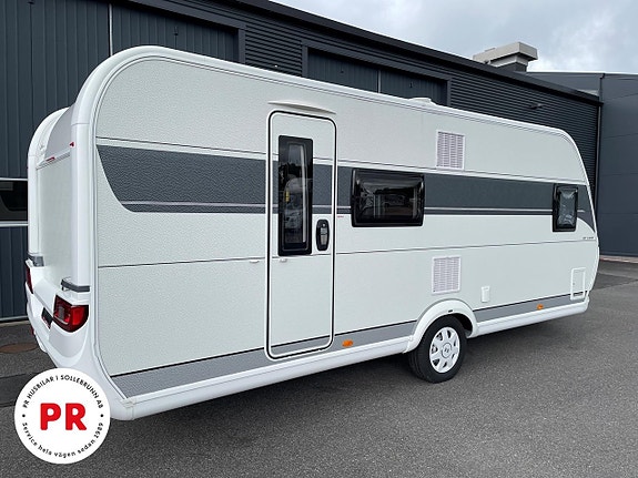 Hobby 560 KMFe De Luxe 2 of 12
