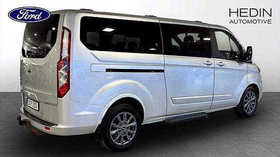 Ford Custom Tourneo 2 of 5