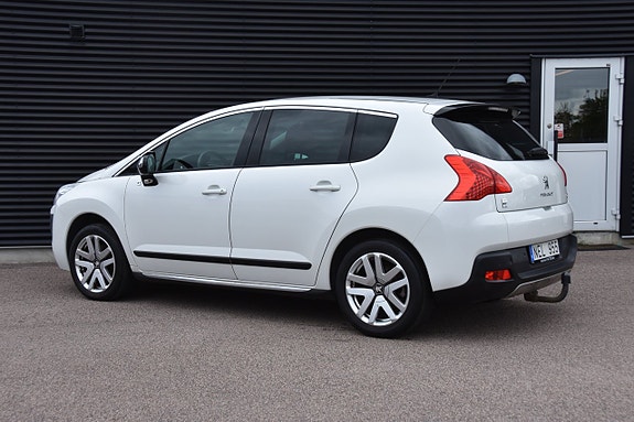 Peugeot 3008 4 of 5