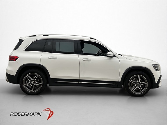 Mercedes-Benz GLB200 9 of 30