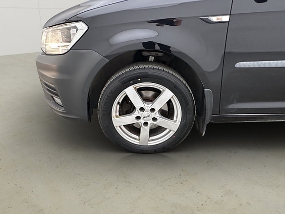 Volkswagen Caddy 25 of 28