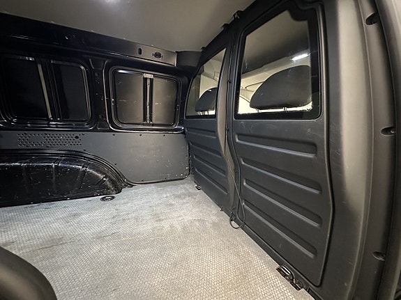 Volkswagen Caddy 13 of 28