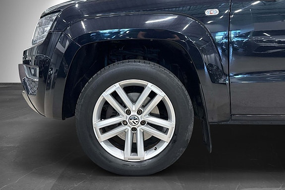 Volkswagen Amarok 2 of 5