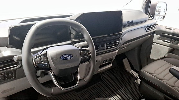 Ford Custom Tourneo 4 of 5
