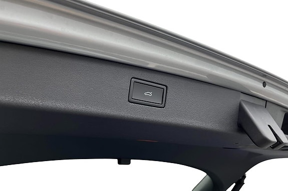 Volkswagen Tiguan 14 of 16