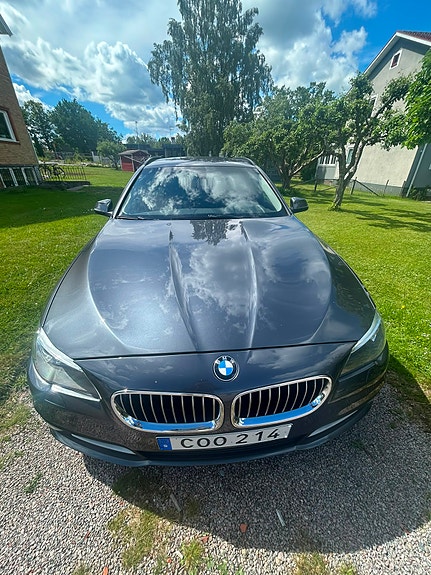 BMW 520d 3 of 5