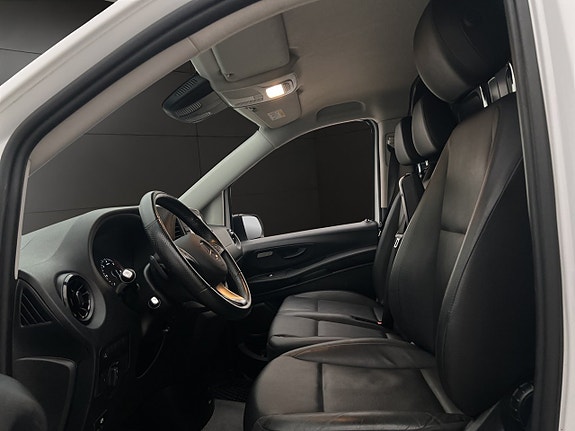 Mercedes-Benz Vito 119 17 of 30