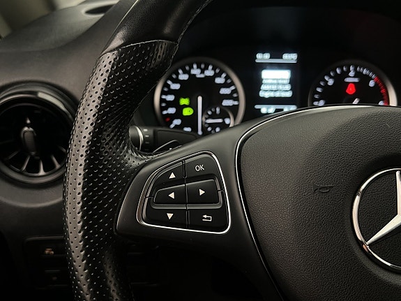 Mercedes-Benz Vito 119 19 of 30